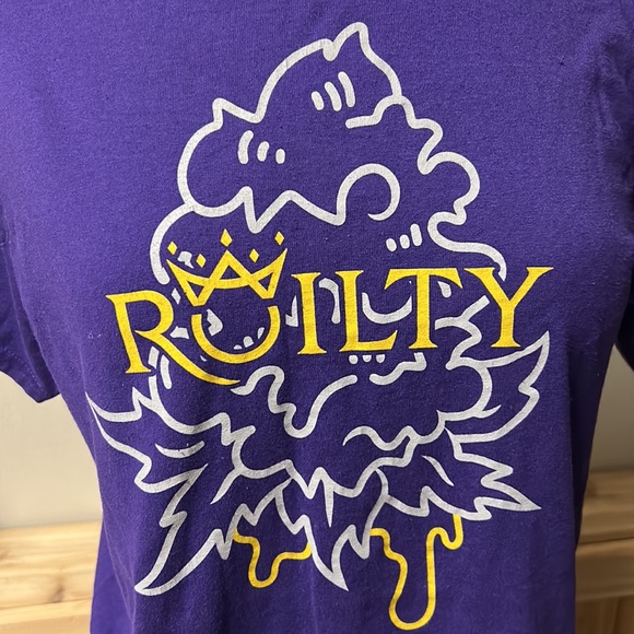 Unisex Roilty Shirt - Picture 2 of 2